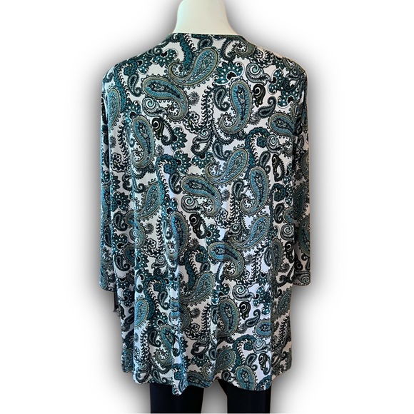 Plus Size 2X | Emaline Woman | Jersey | Tunic | Turquoise and Black Paisley - Picture 8 of 10